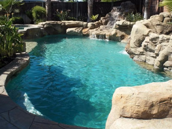 freeform pool project